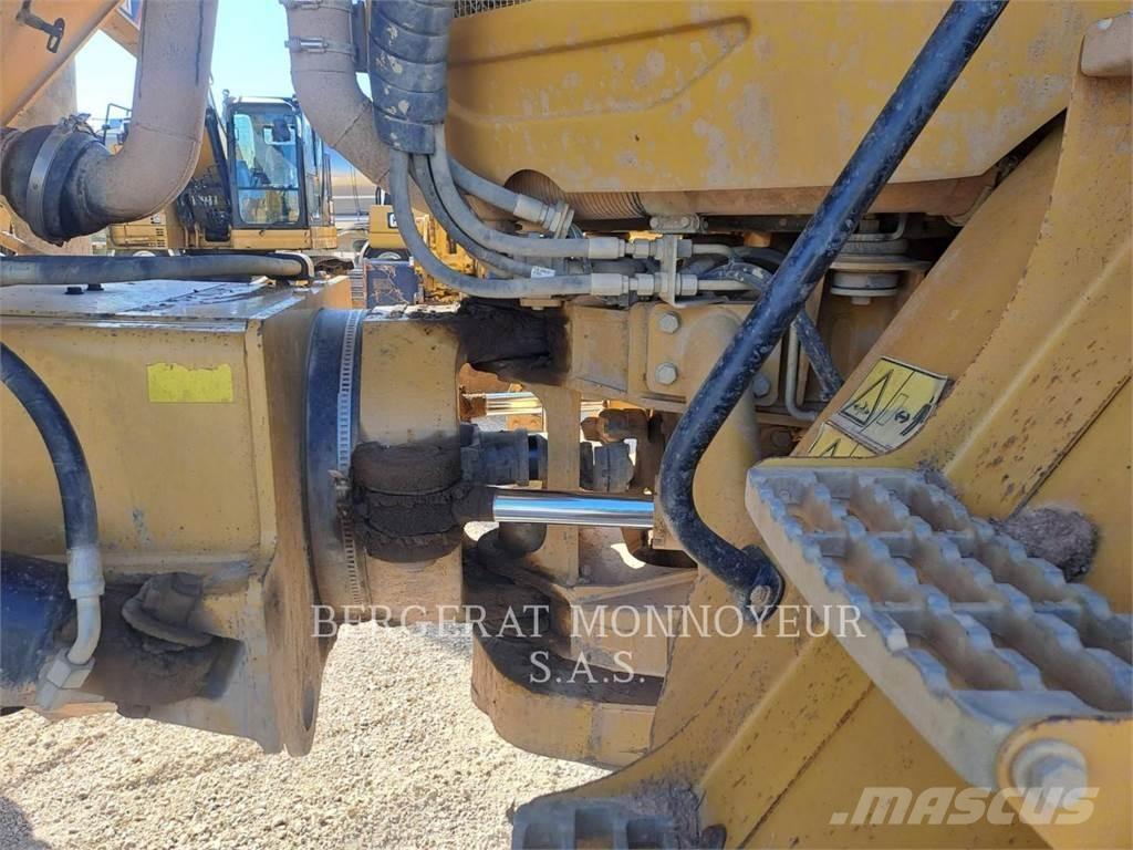 CAT 730 Dumpperit