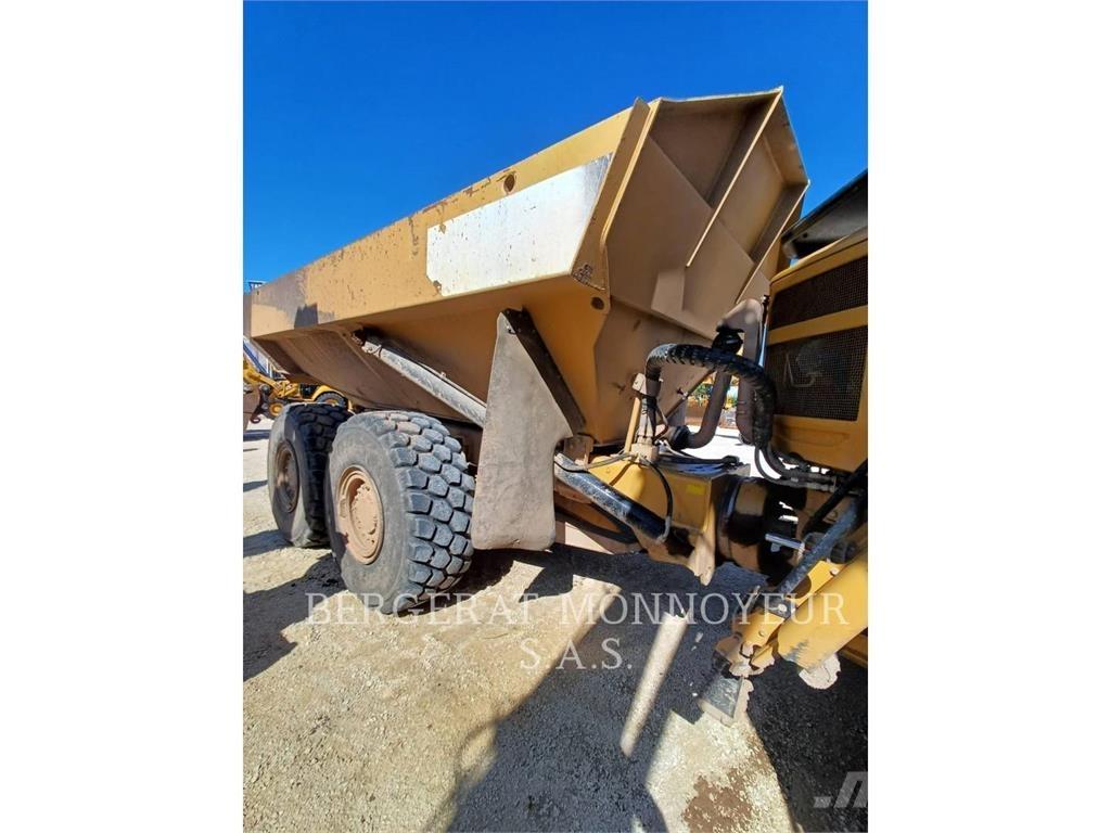 CAT 730 Dumpperit