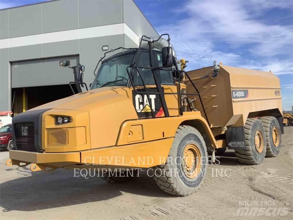 CAT 730C WW Vesisäiliöautot
