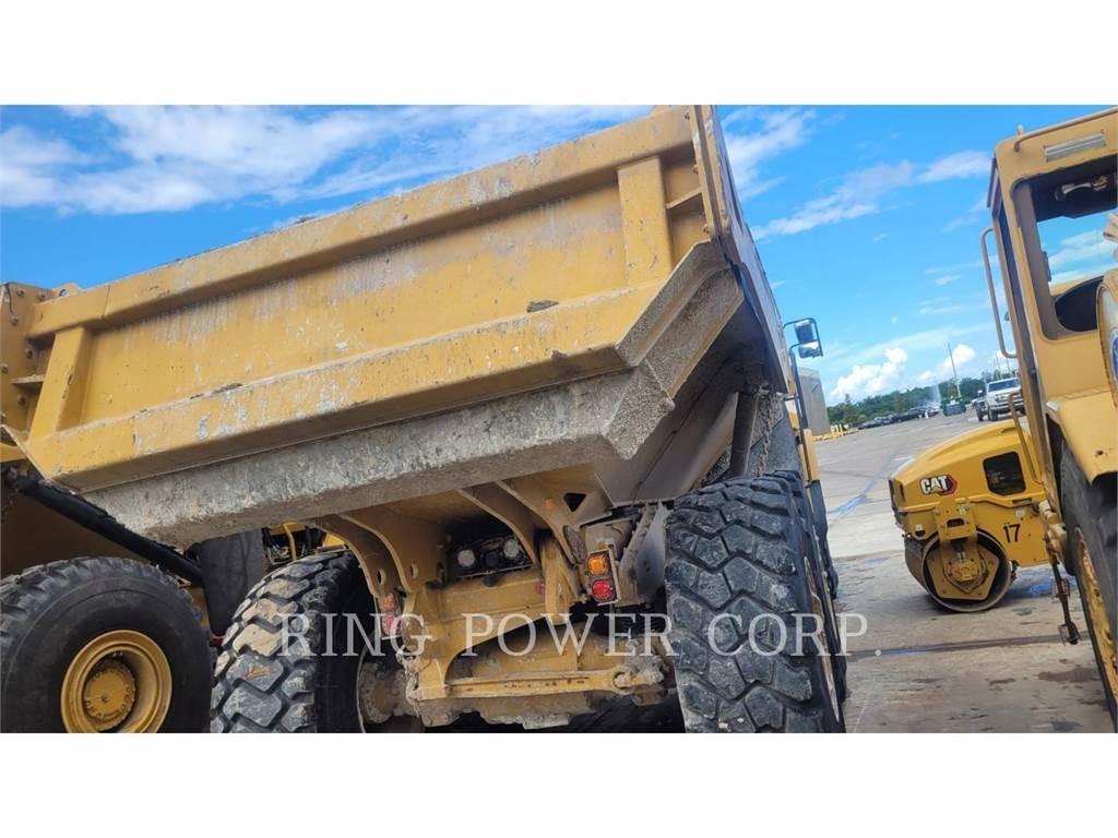 CAT 730WW Säiliöautot