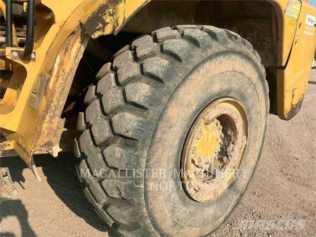 CAT 735 T (OLD) Dumpperit