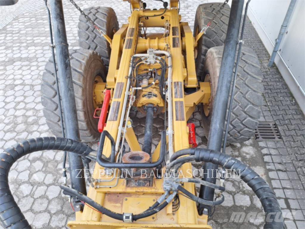 CAT 735B Dumpperit