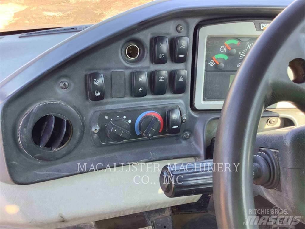 CAT 735C Dumpperit