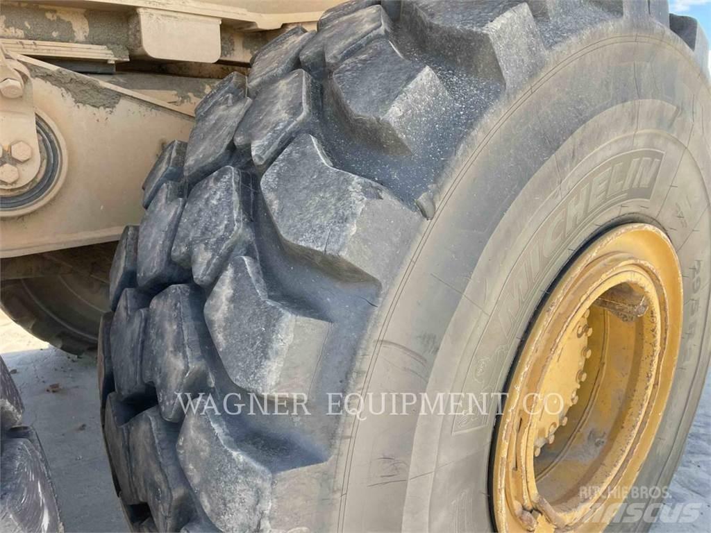 CAT 740 Dumpperit