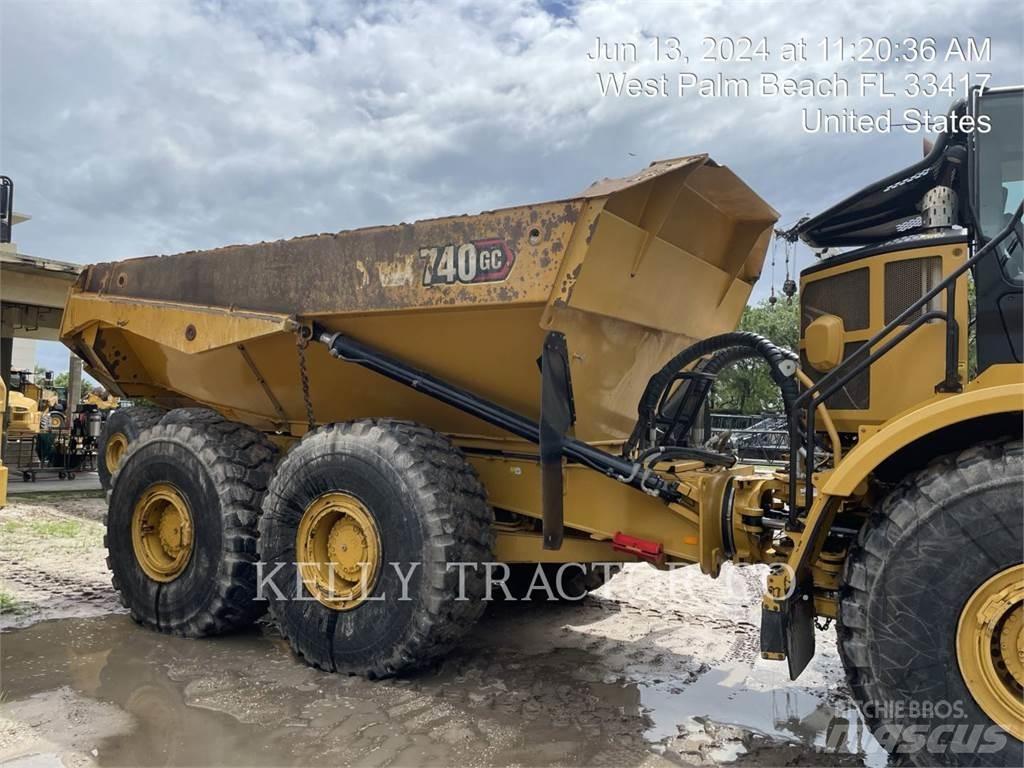 CAT 740 Dumpperit