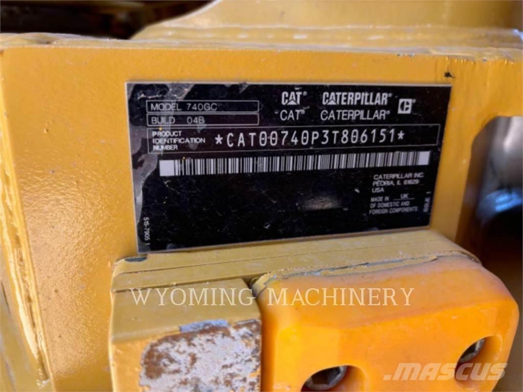 CAT 740 GC Dumpperit