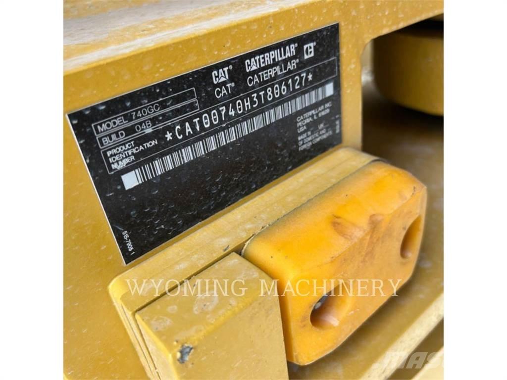 CAT 740 GC Dumpperit