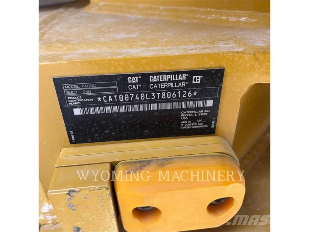 CAT 740 GC Dumpperit