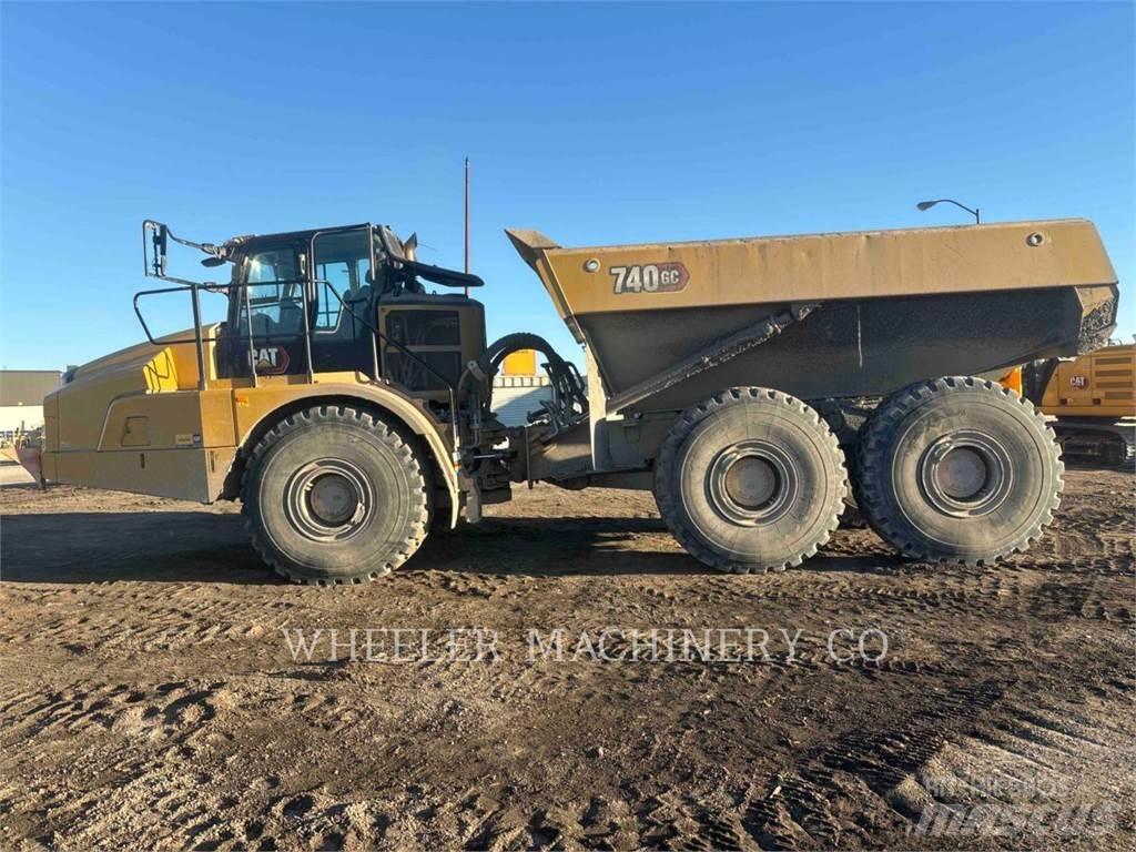 CAT 740 GC Dumpperit