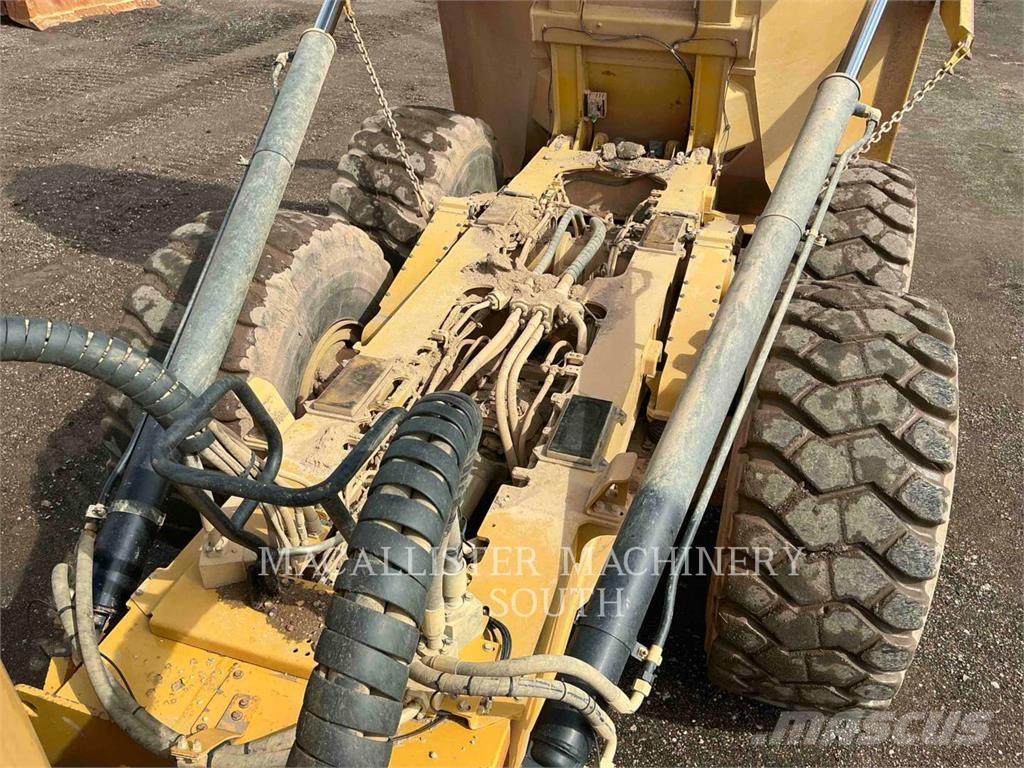 CAT 740 GC Dumpperit