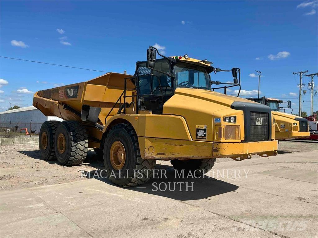 CAT 740 GC Dumpperit