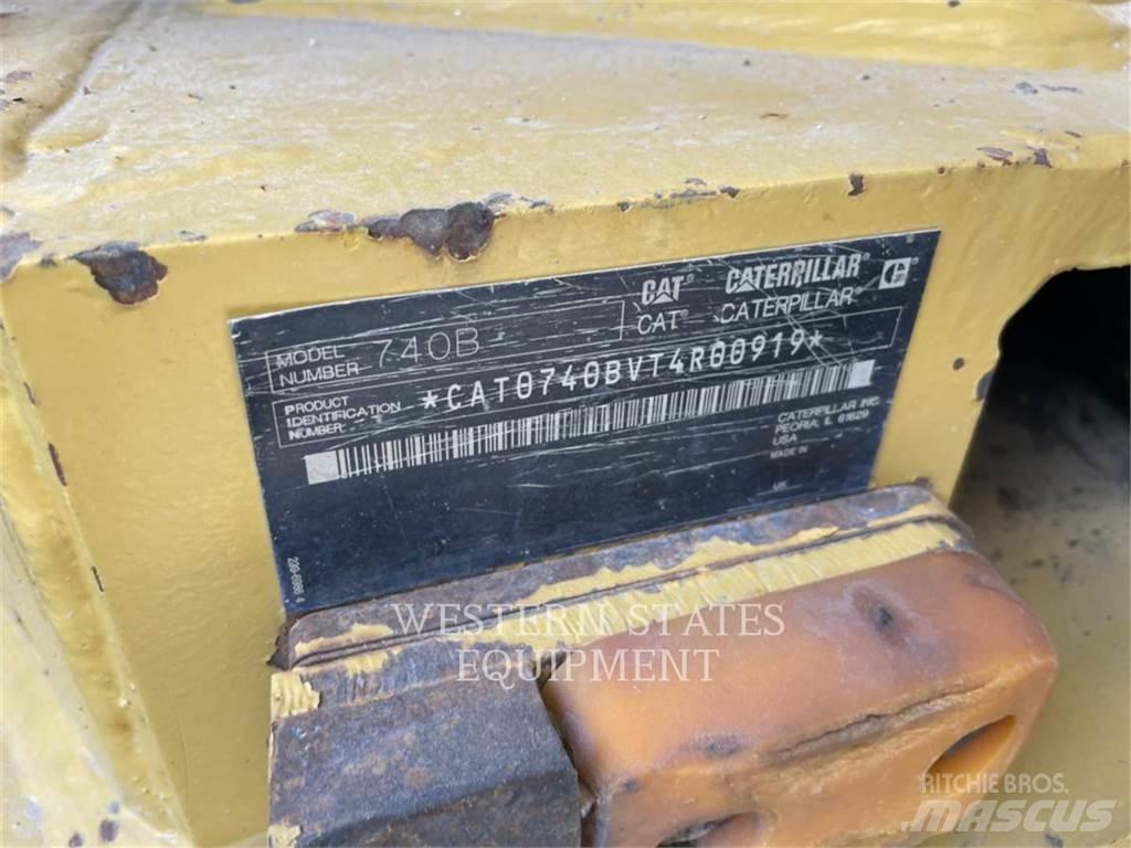 CAT 740B Dumpperit