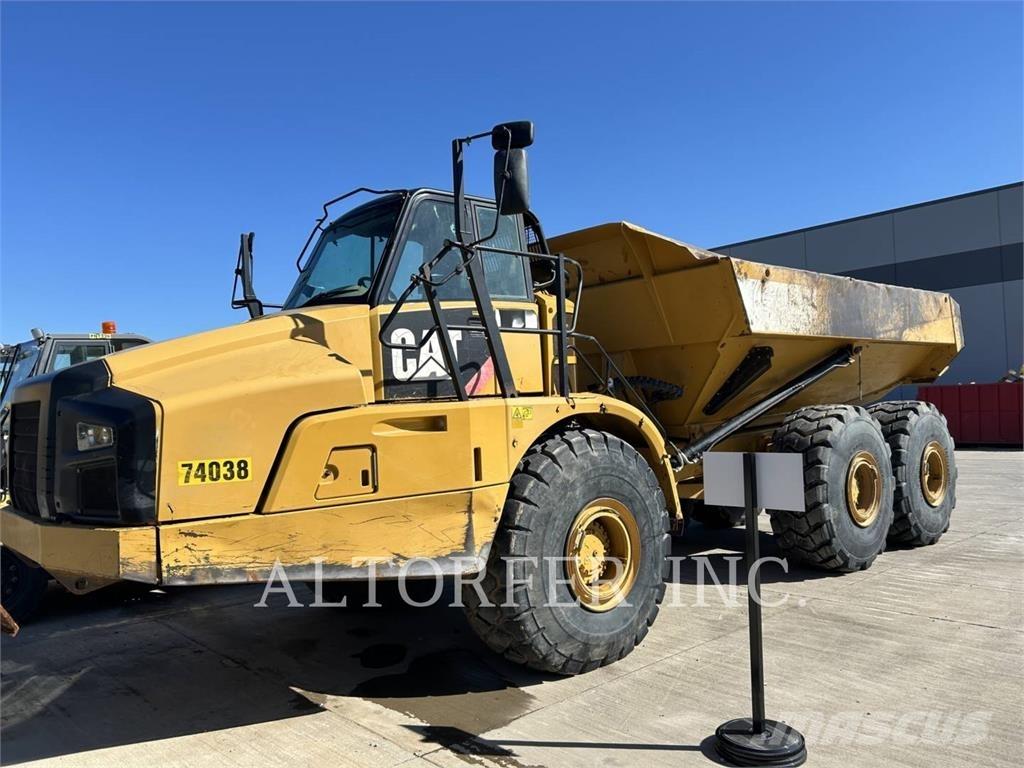 CAT 740B Dumpperit