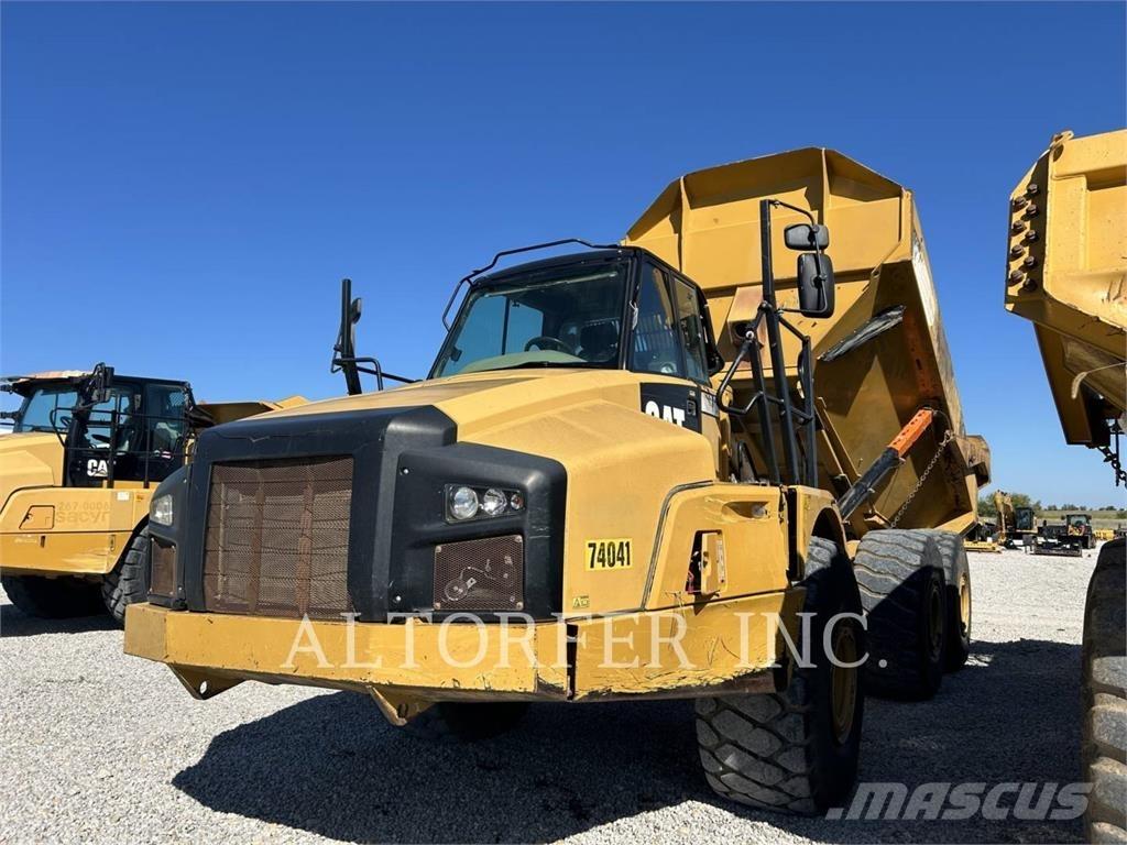 CAT 740B Dumpperit