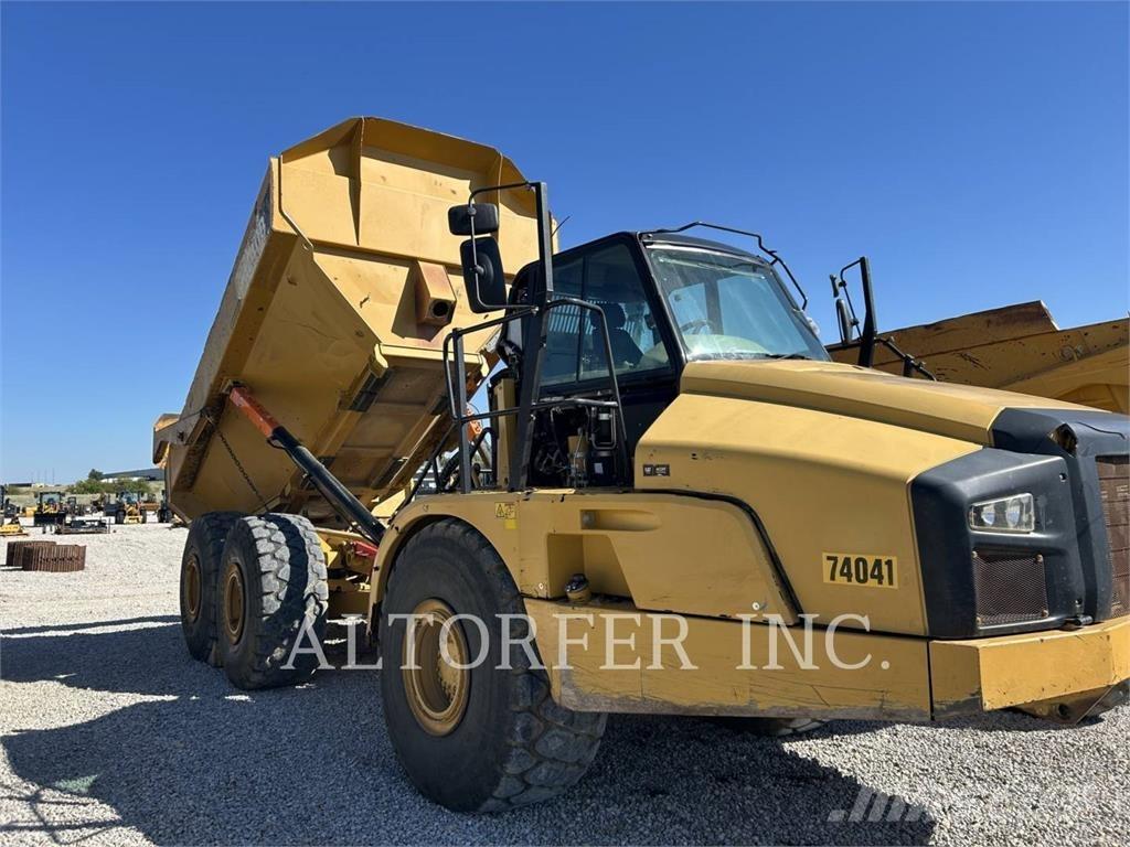 CAT 740B Dumpperit