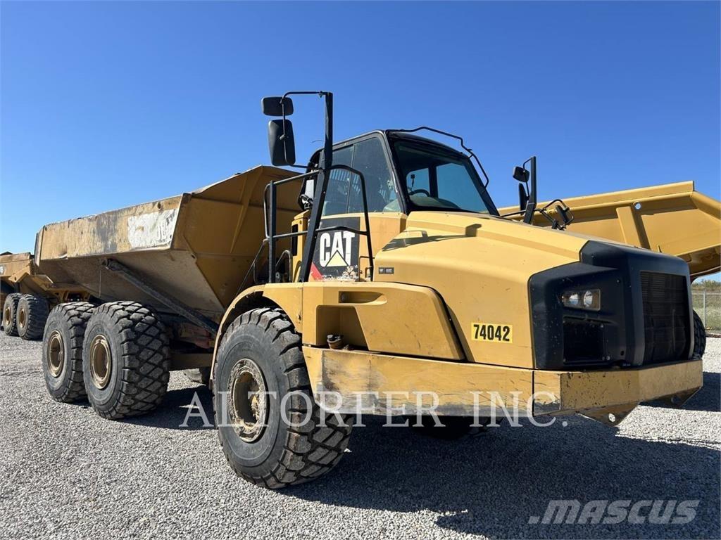 CAT 740B Dumpperit
