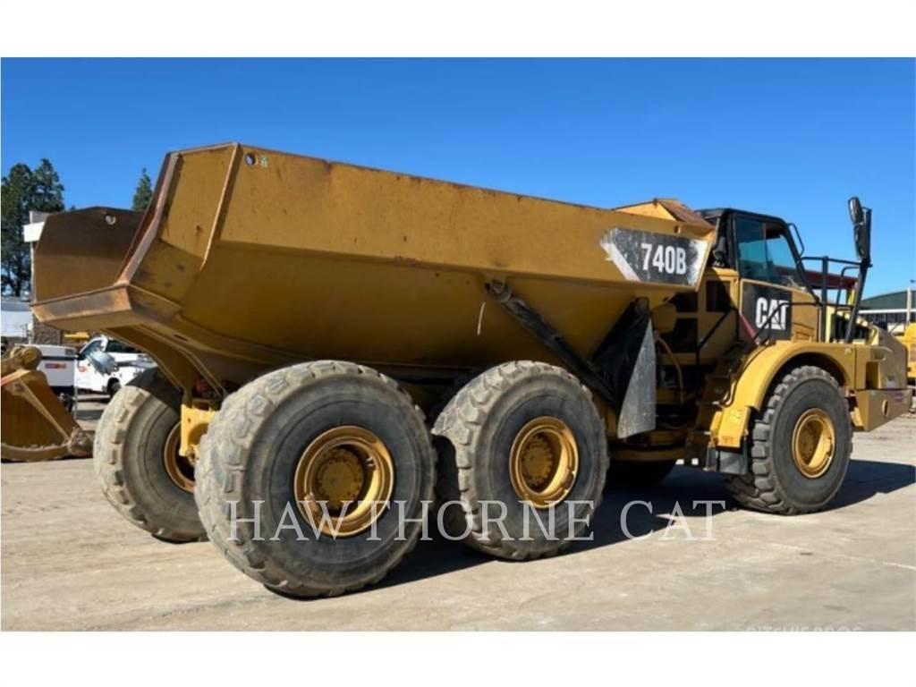 CAT 740B Dumpperit