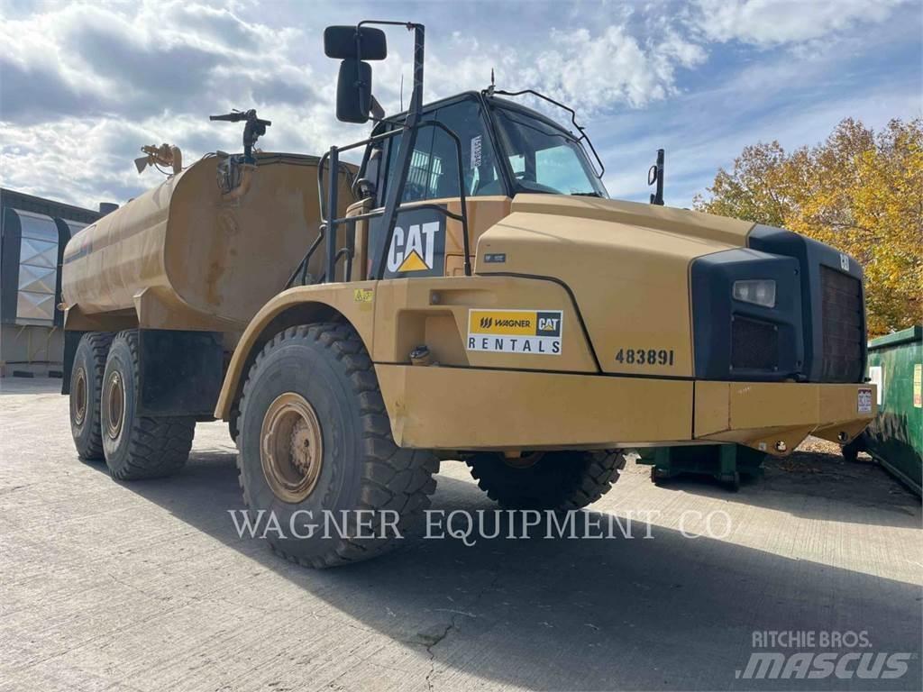 CAT 740B WT Vesisäiliöautot