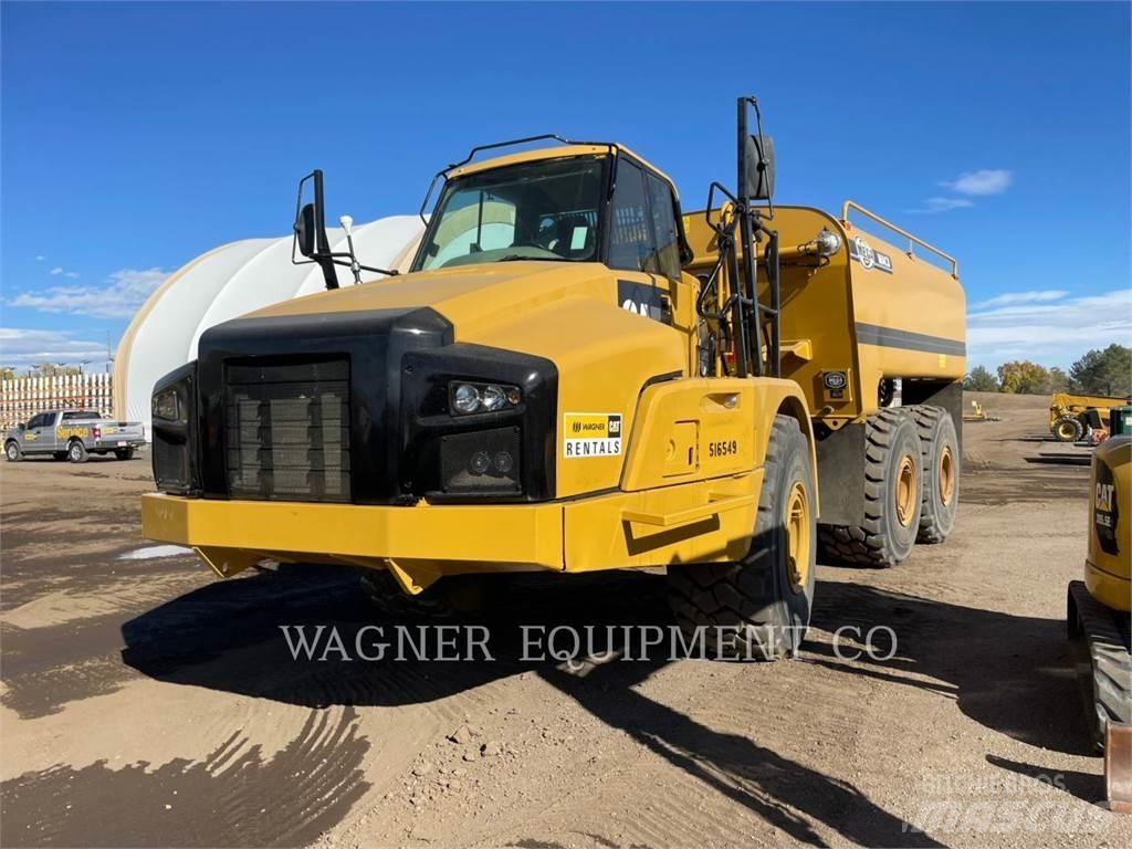 CAT 740B WT RB Vesisäiliöautot