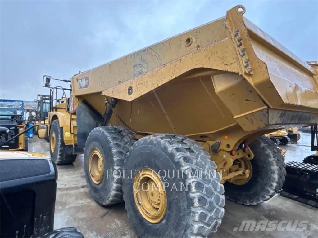 CAT 740GC-04 Dumpperit