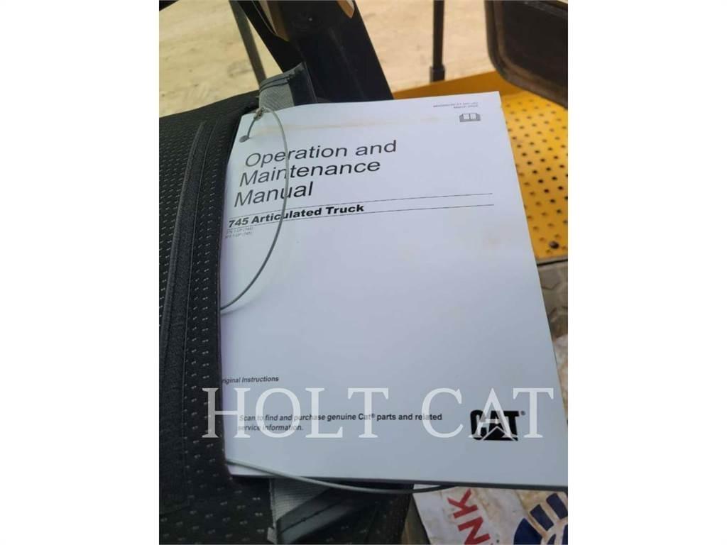 CAT 745 Dumpperit