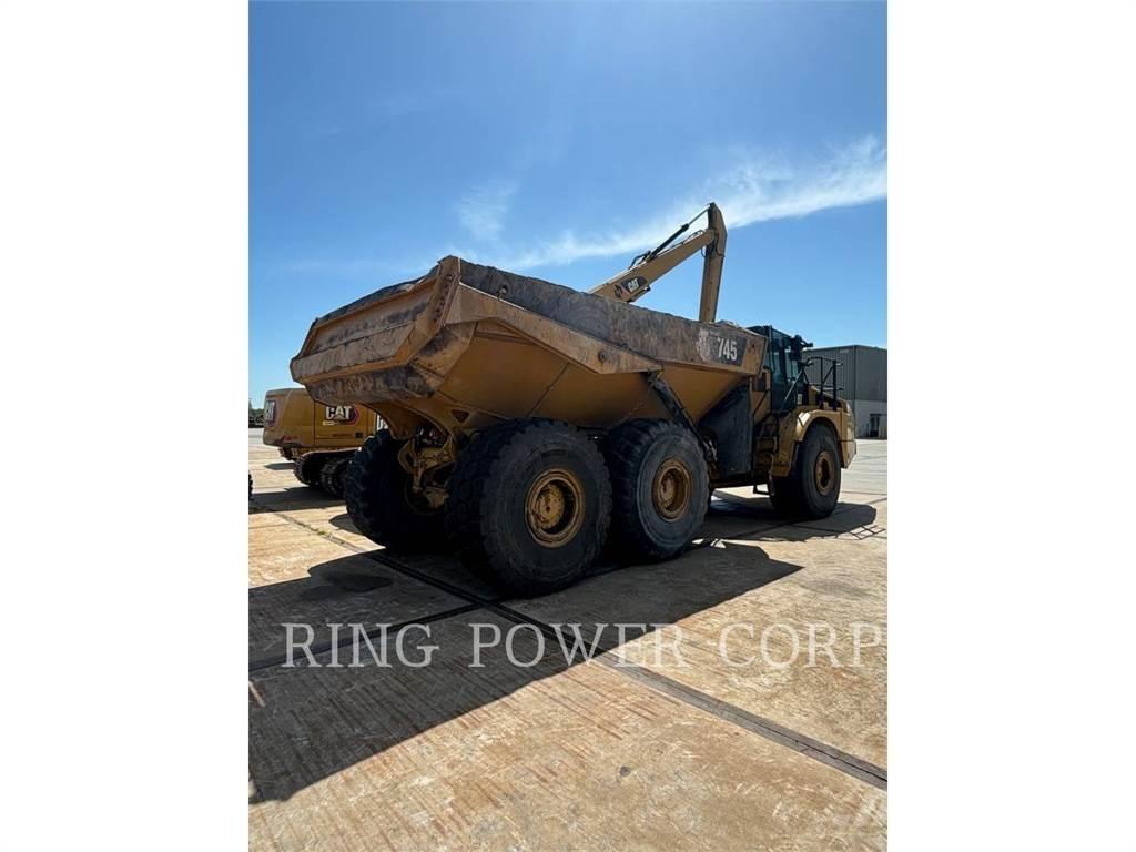 CAT 745 Dumpperit