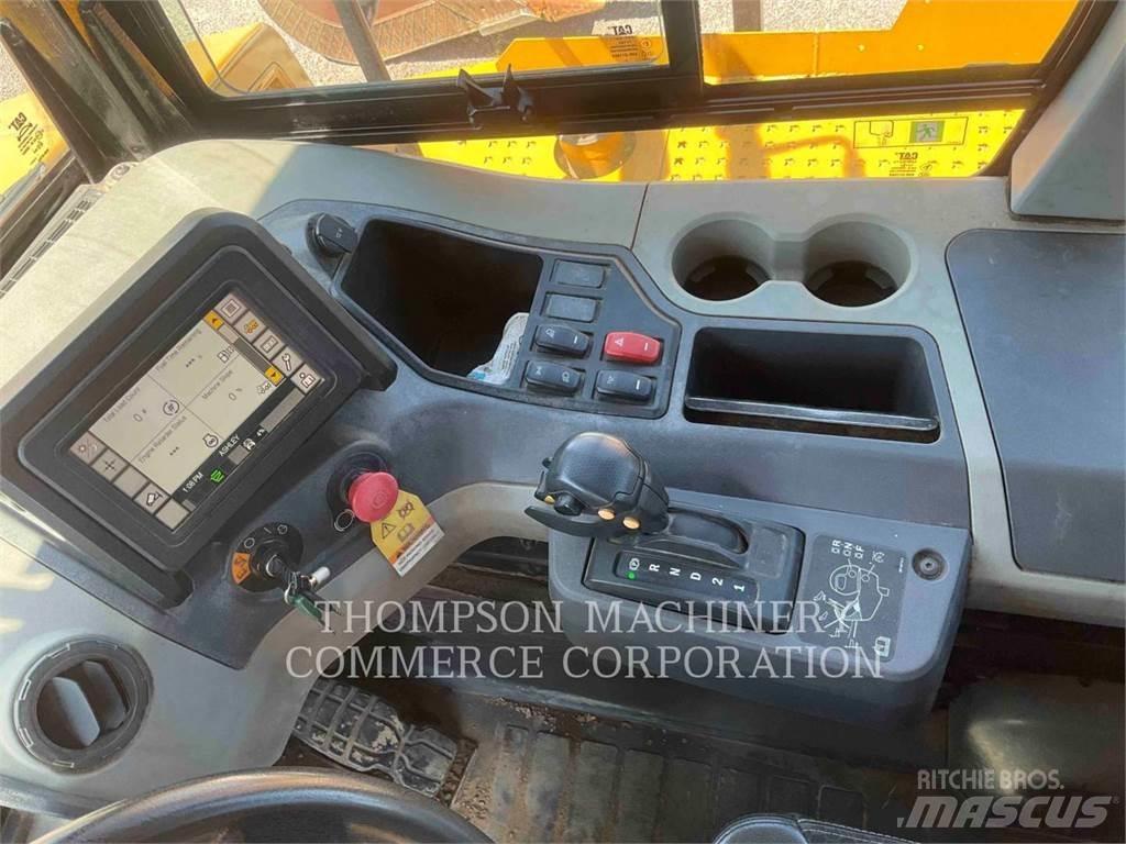 CAT 745 Dumpperit