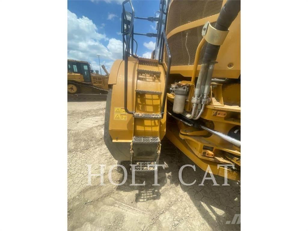 CAT 745 Dumpperit
