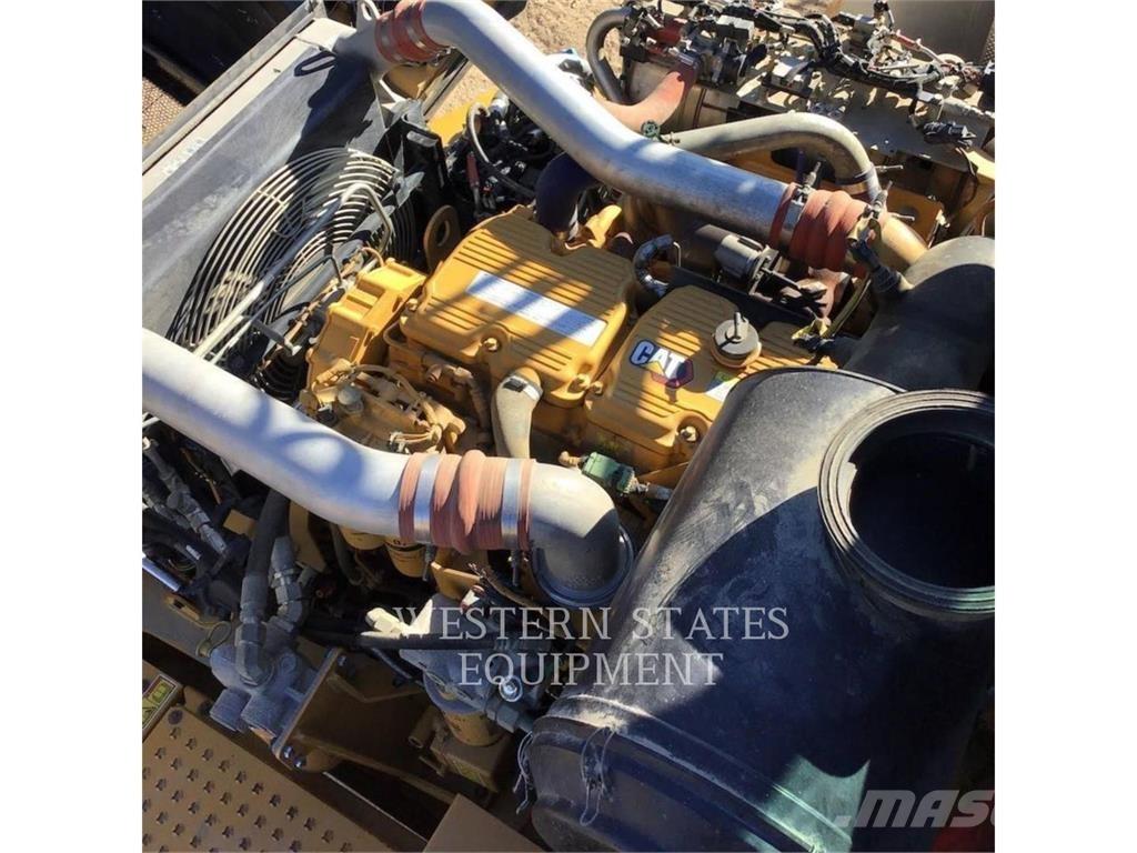CAT 745 Dumpperit