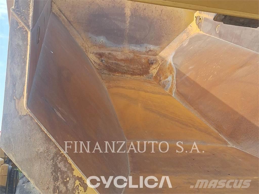 CAT 745 Dumpperit