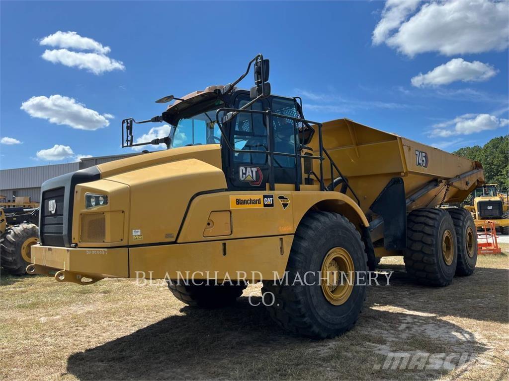 CAT 745 Dumpperit