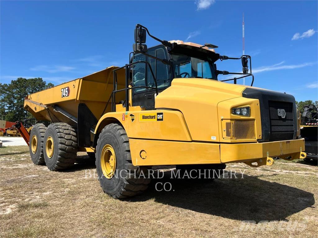 CAT 745 Dumpperit