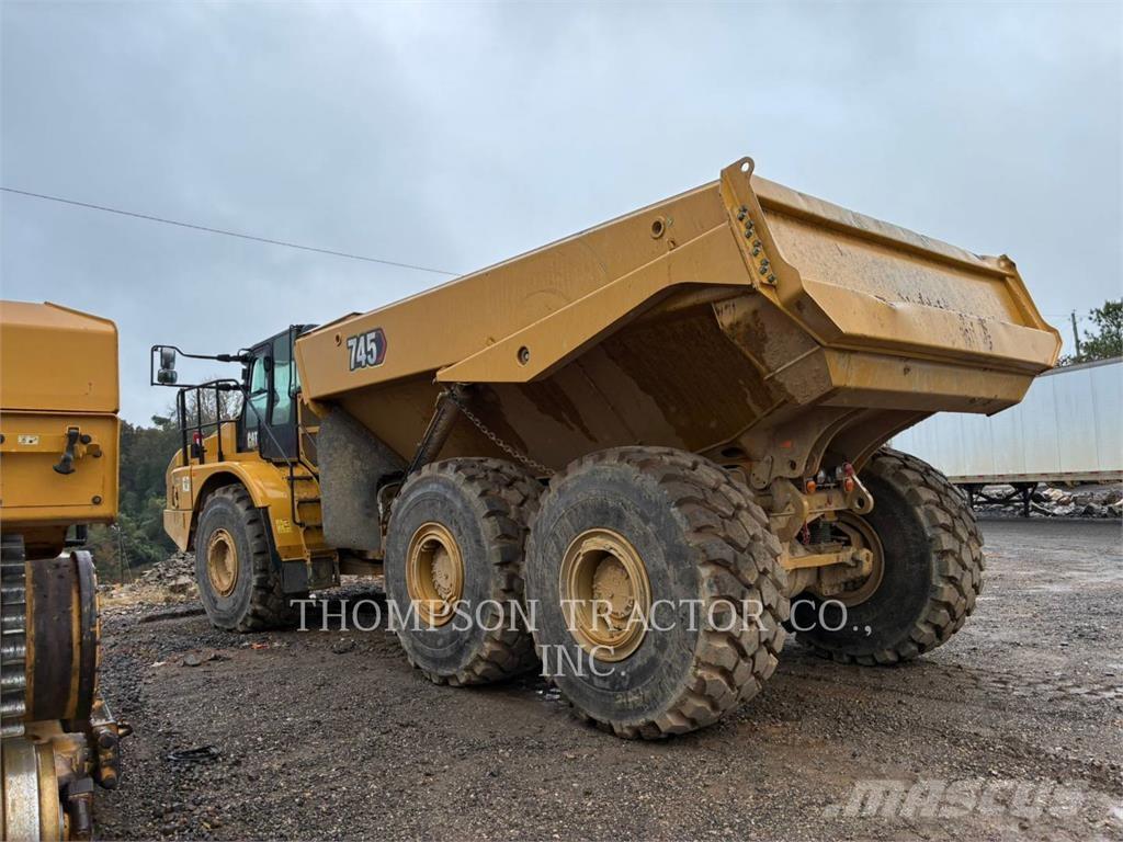 CAT 745 Dumpperit