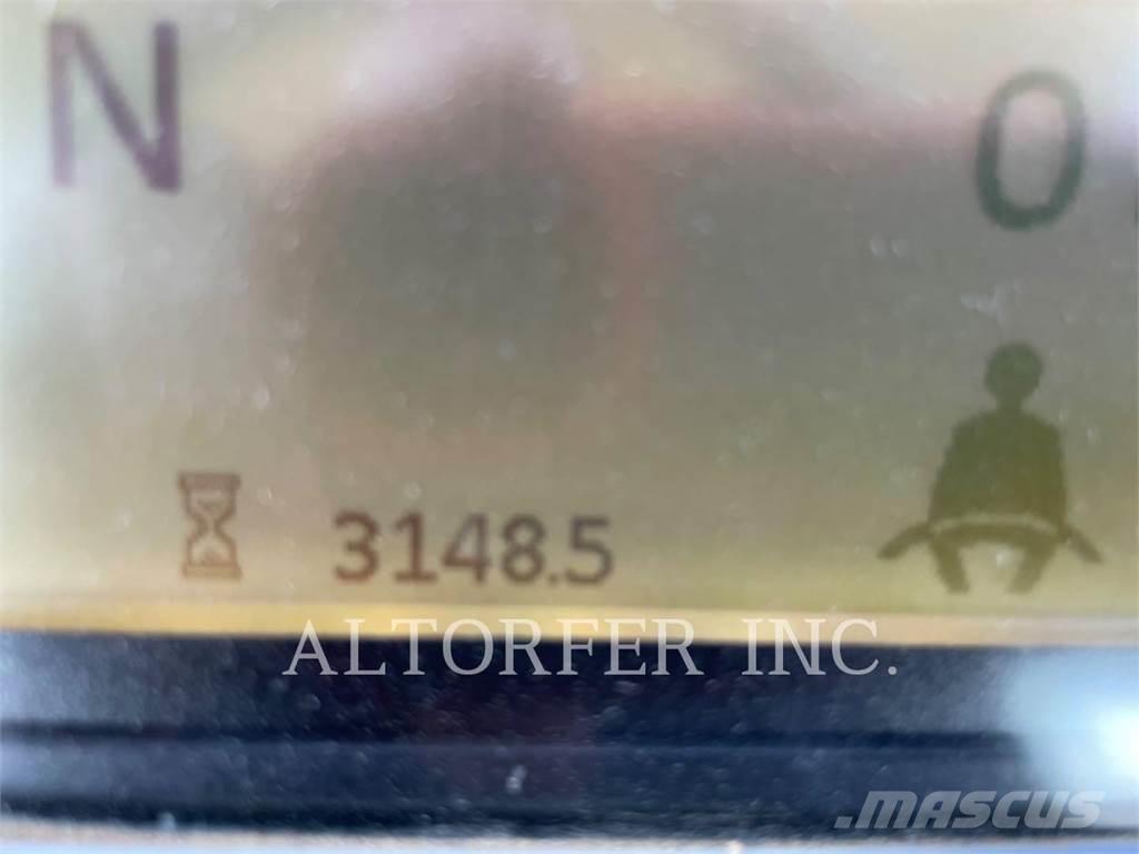 CAT 745-04 Dumpperit