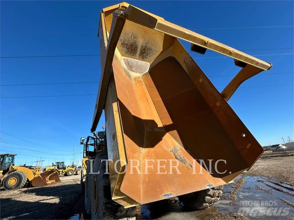 CAT 745-04 Dumpperit