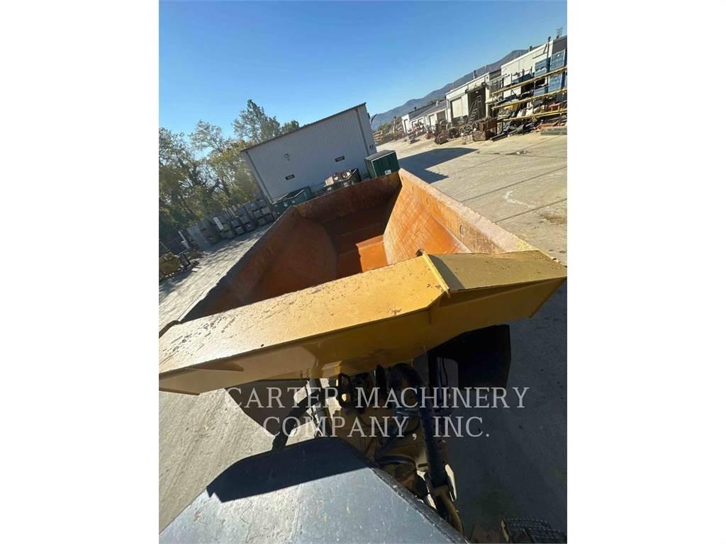CAT 745-04 Dumpperit