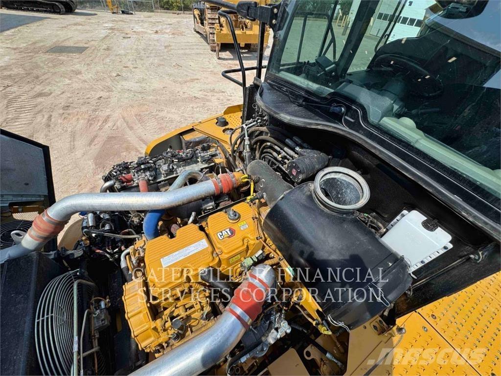CAT 745-04 Dumpperit