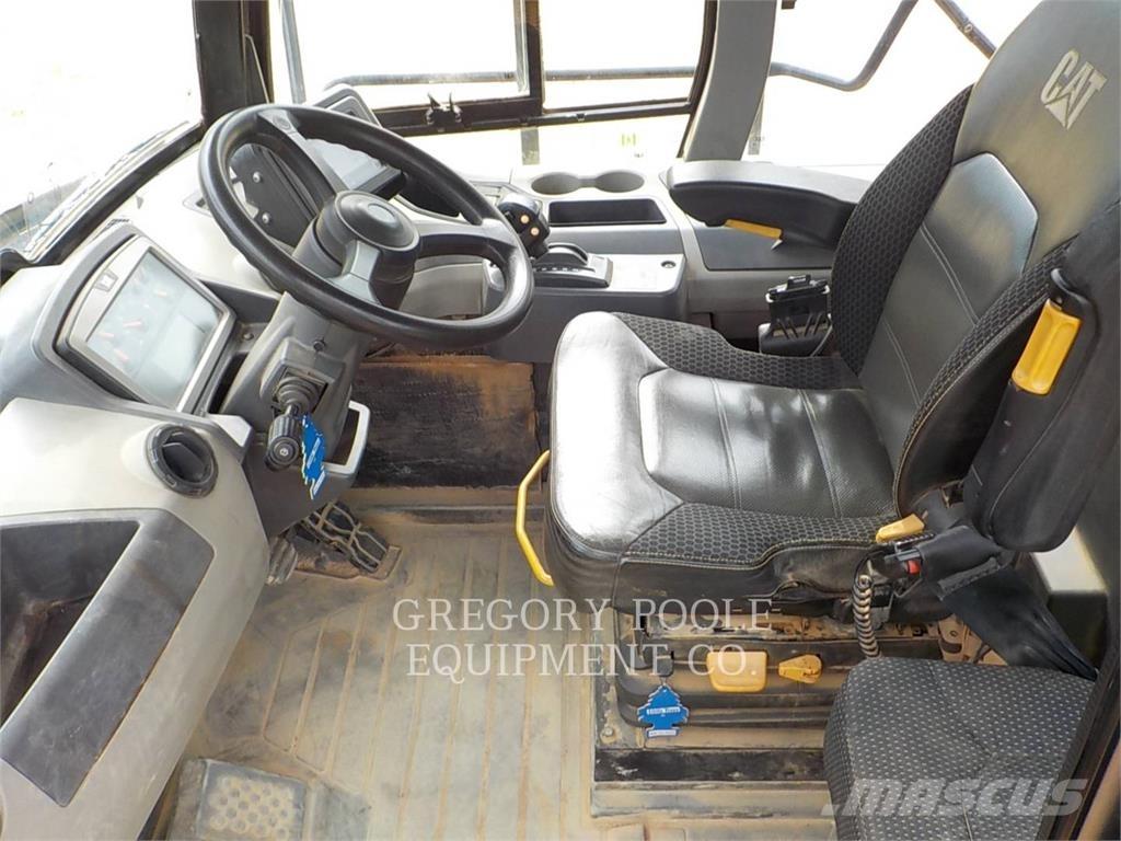 CAT 745-04 Dumpperit