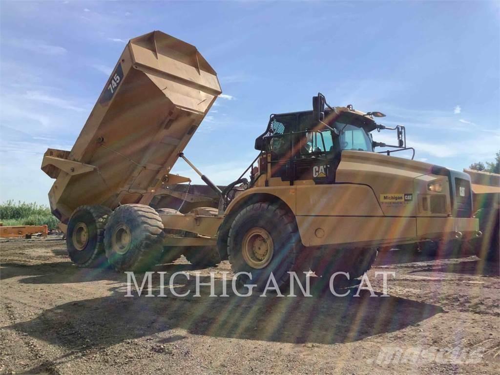 CAT 745 T Dumpperit