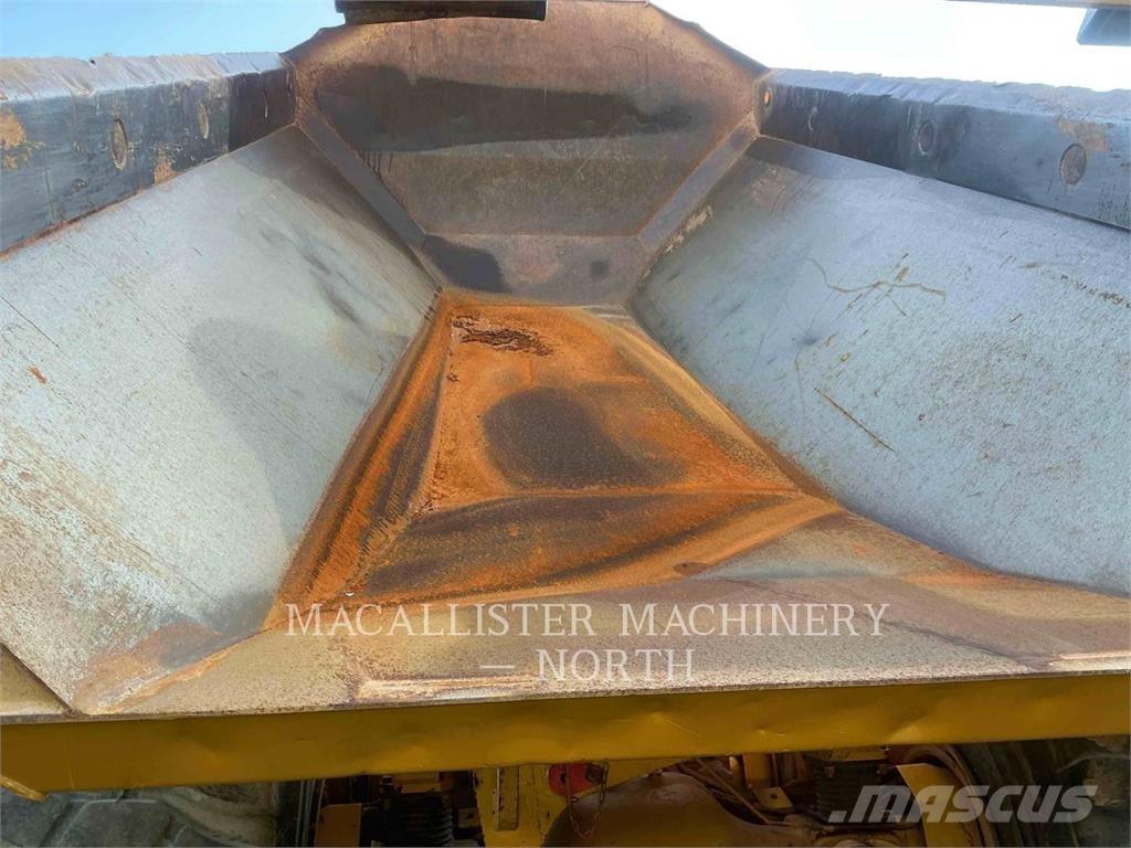 CAT 745 T Dumpperit
