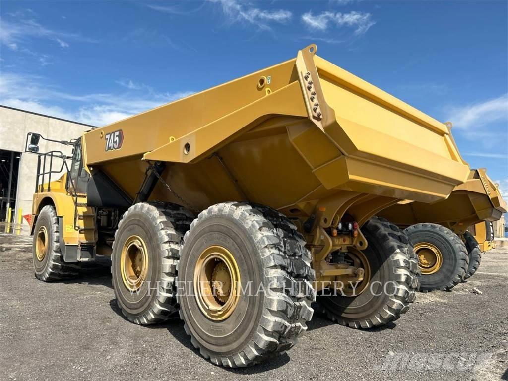 CAT 745 TG Dumpperit