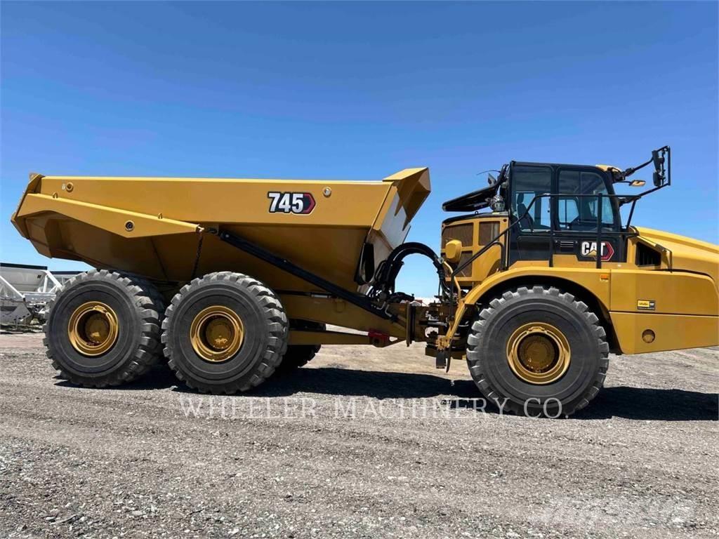 CAT 745 TG Dumpperit