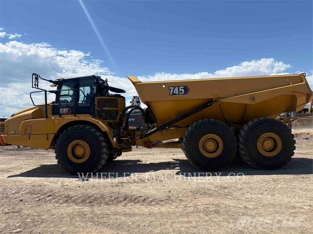 CAT 745 TG Dumpperit