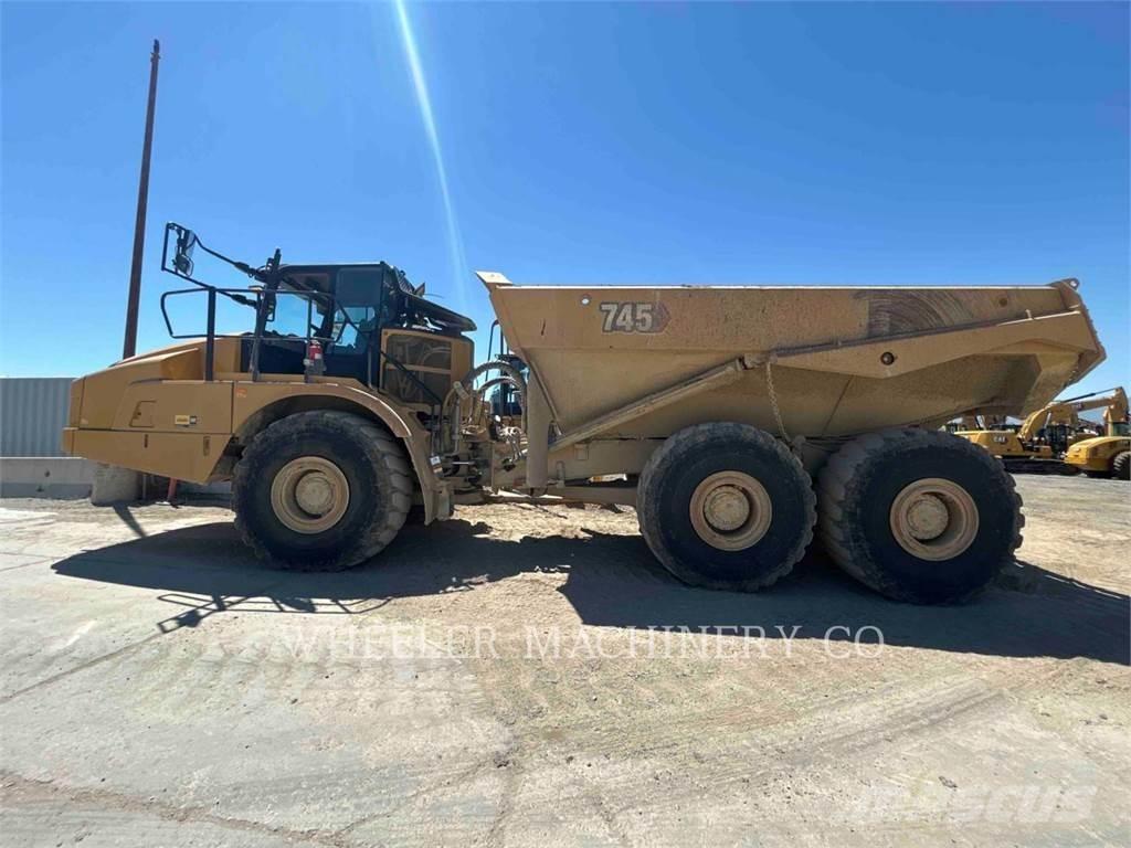 CAT 745 TG Dumpperit
