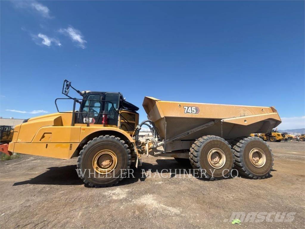 CAT 745 TG Dumpperit