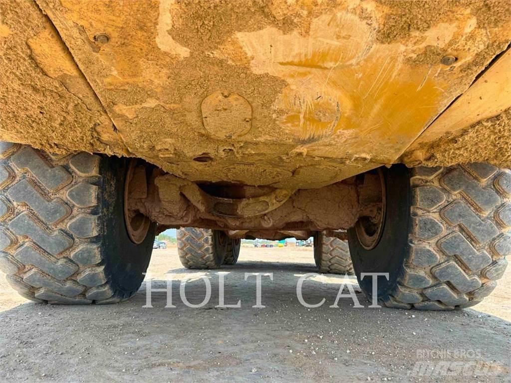 CAT 74504 Dumpperit