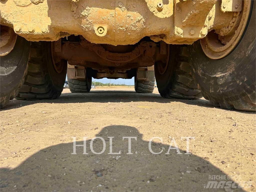 CAT 74504 Dumpperit
