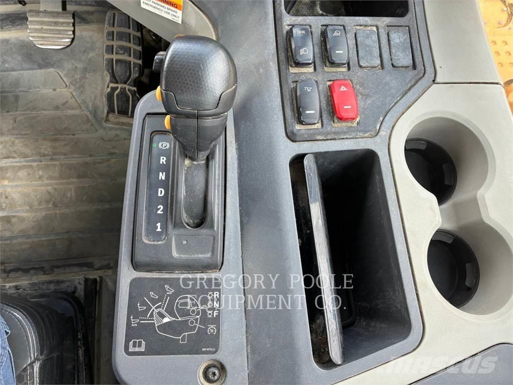CAT 74504 Dumpperit
