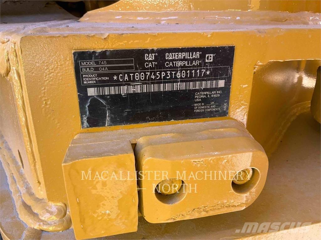 CAT 74504 Dumpperit