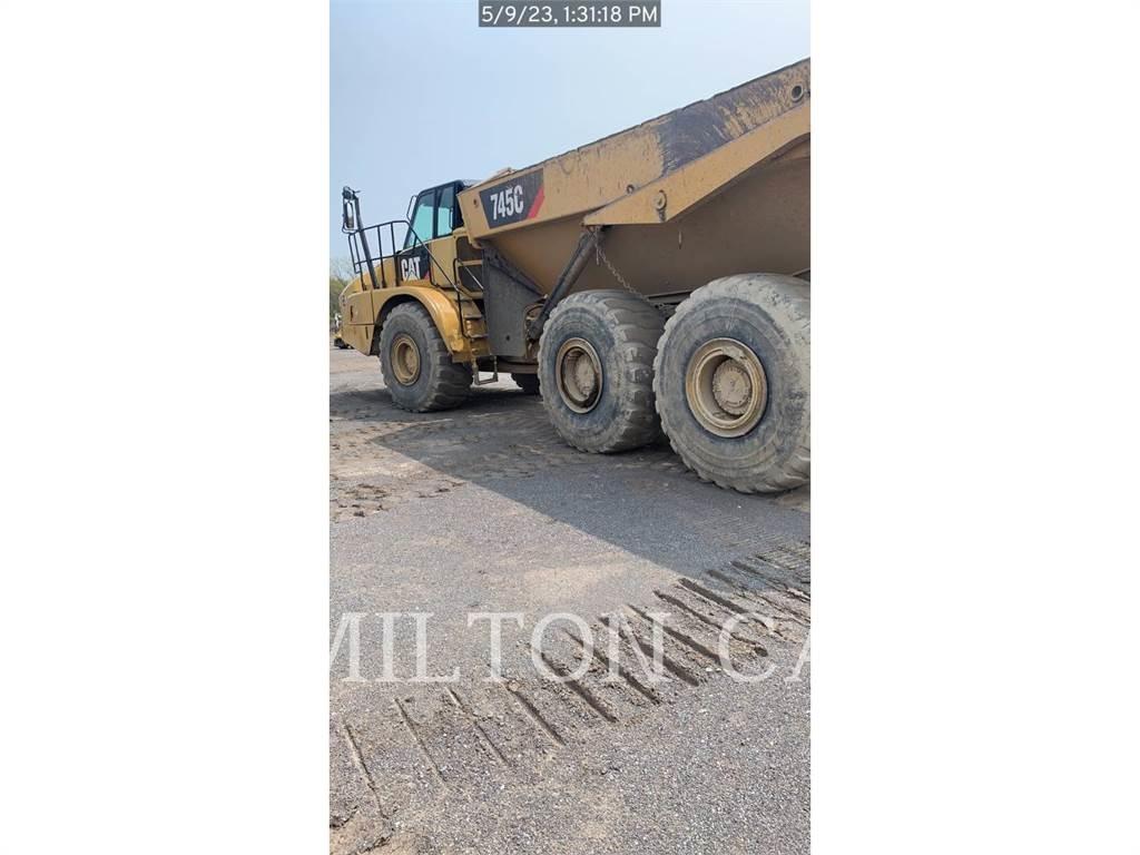 CAT 745C Dumpperit